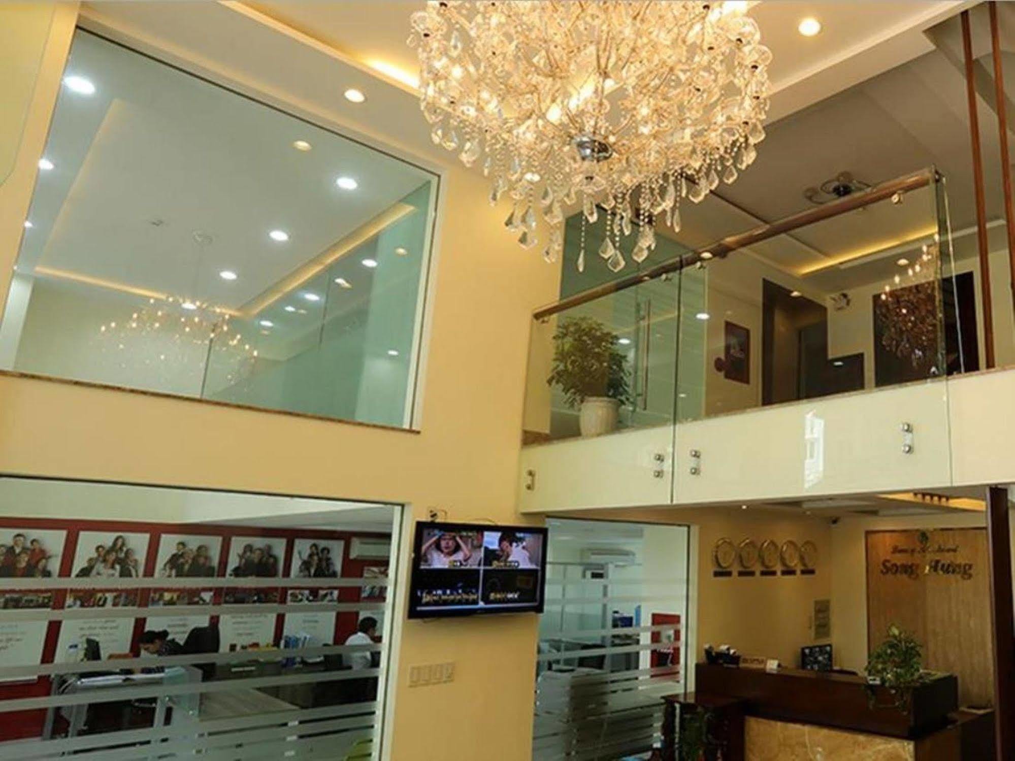 Song Hung Hotel & Serviced Apartments - Can Ho Dich Vu & Khach San Πόλη Χο Τσι Μινχ Εξωτερικό φωτογραφία