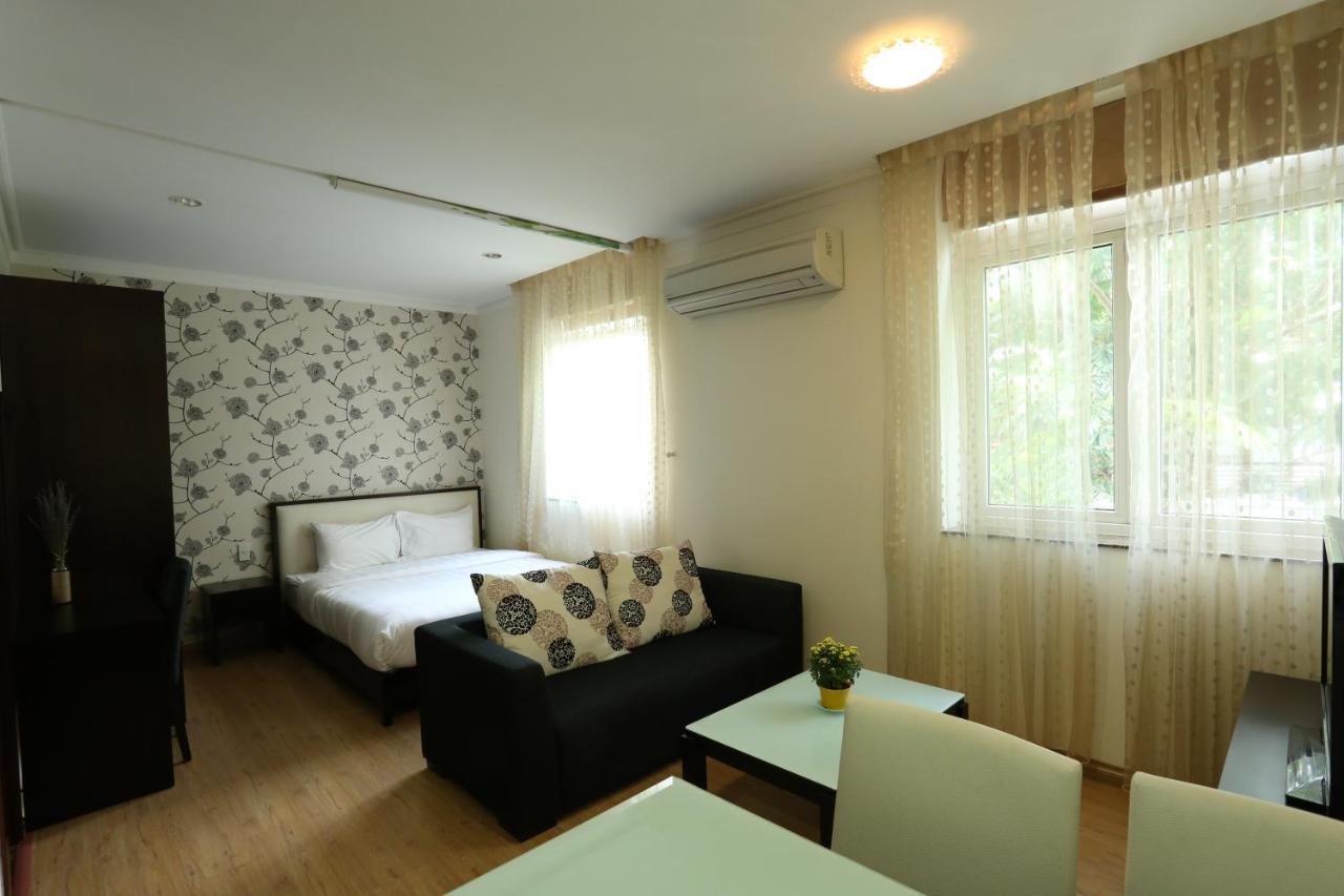 Song Hung Hotel & Serviced Apartments - Can Ho Dich Vu & Khach San Πόλη Χο Τσι Μινχ Εξωτερικό φωτογραφία